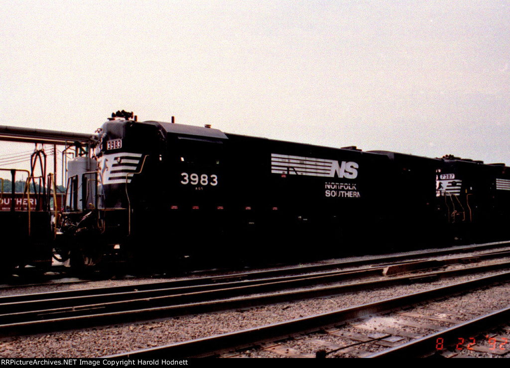 NS 3983